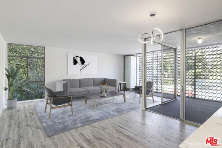 Residential Home in Sunset Strip - Hollywood Hills West