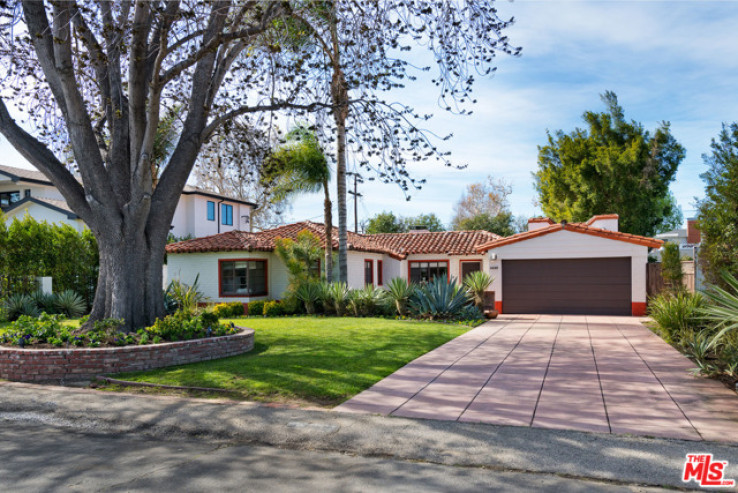 4 Bed Home for Sale in Studio City, California