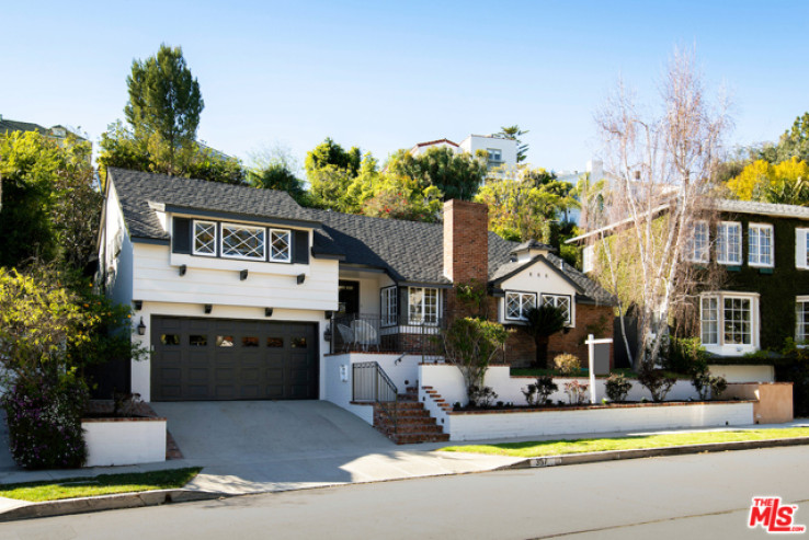Residential Home in Westwood - Century City