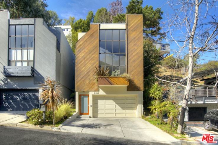 2 Bed Home for Sale in Los Angeles, California