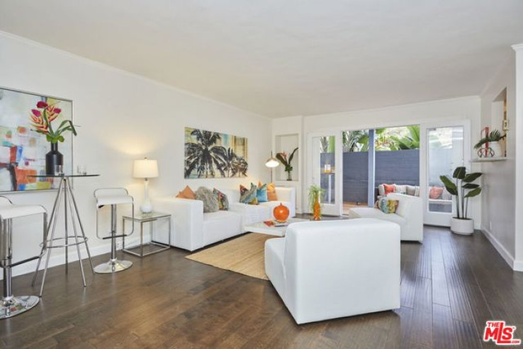 2 Bed Home for Sale in Los Angeles, California