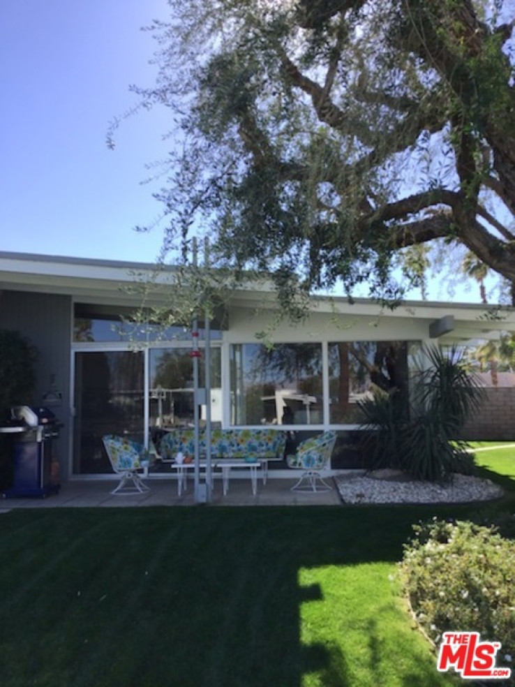 1 Bed Home for Sale in Palm Desert, California