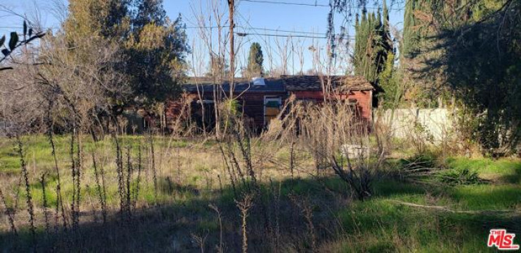Land in Valley Village