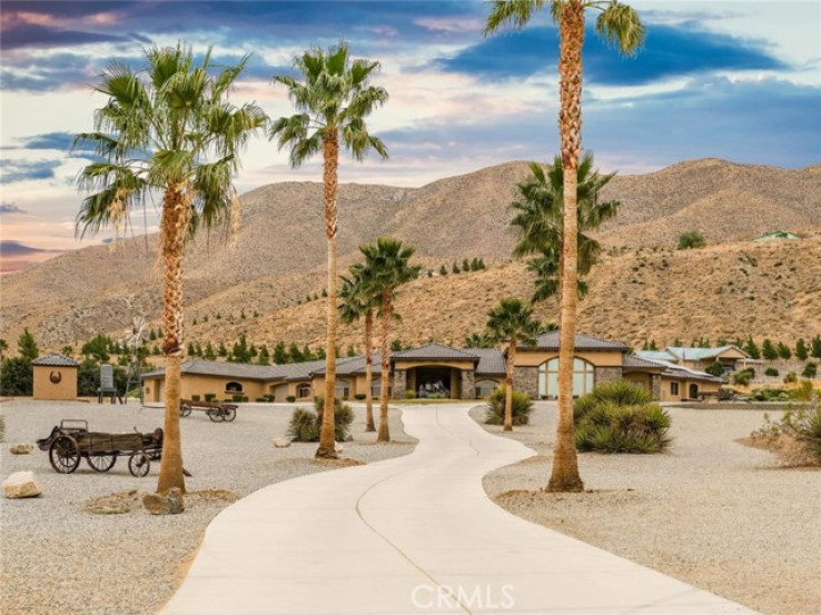4 Bed Home for Sale in Apple Valley, California