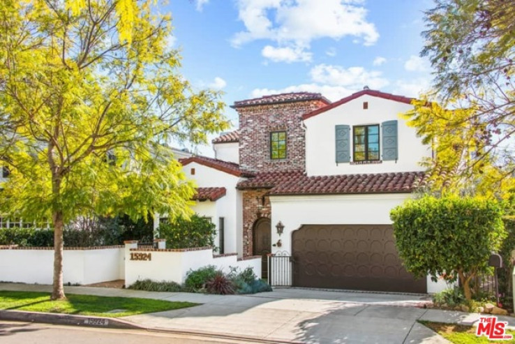 5 Bed Home for Sale in Pacific Palisades, California