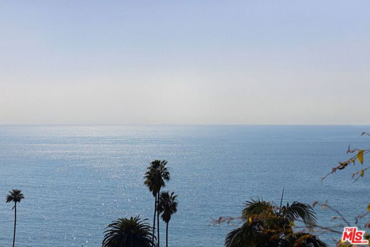 2 Bed Home for Sale in Pacific Palisades, California