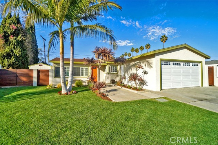 3 Bed Home for Sale in Costa Mesa, California