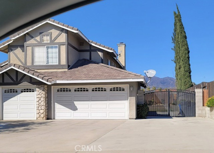 5 Bed Home for Sale in Rialto, California
