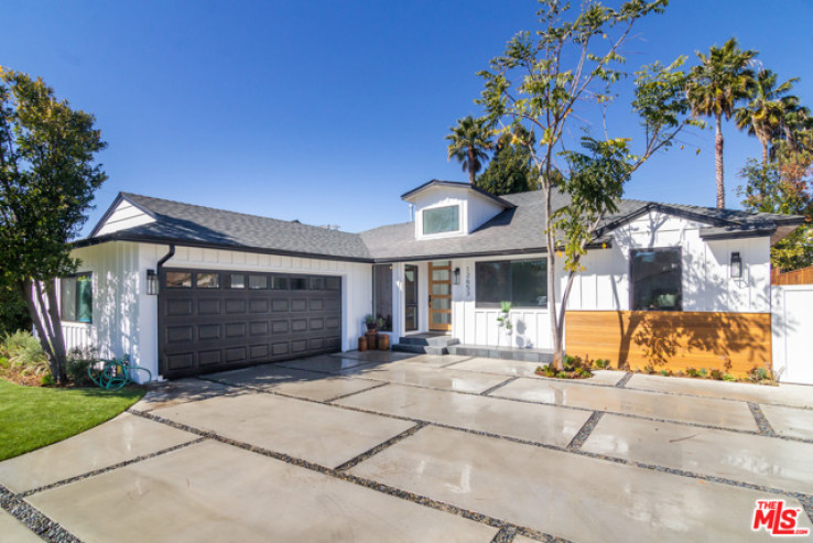 5 Bed Home for Sale in Valley Village, California