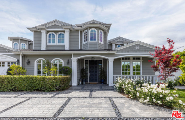 5 Bed Home for Sale in Studio City, California