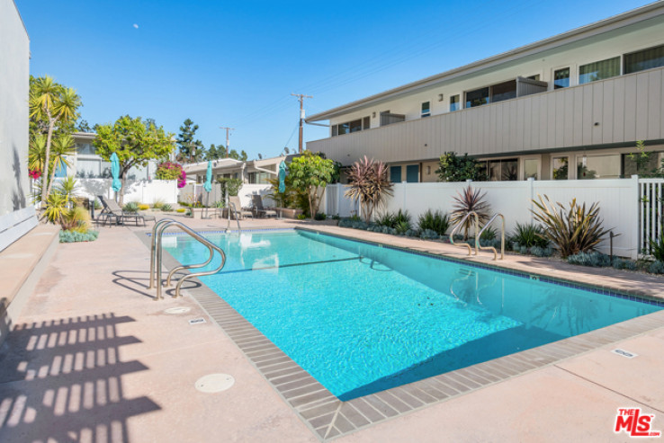 2 Bed Home for Sale in Burbank, California