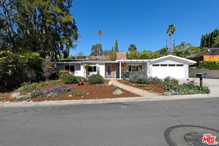 4 Bed Home for Sale in Thousand Oaks, California