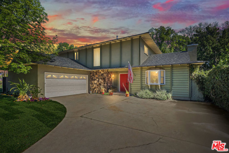 Residential Home in Lake Balboa