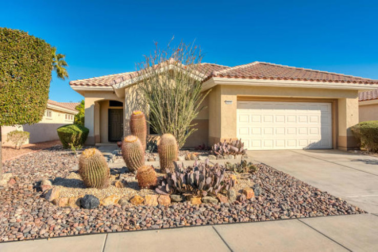 2 Bed Home for Sale in Palm Desert, California