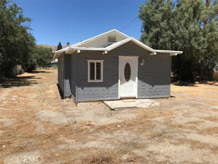  Commercial for Sale in Canyon Country, California