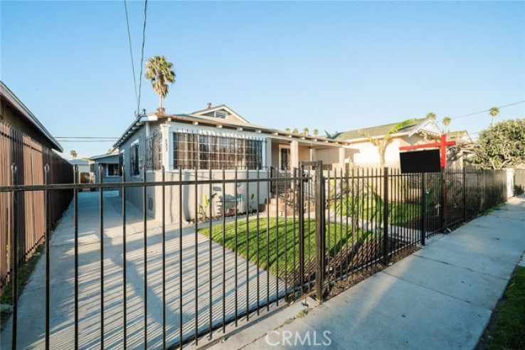  Income Home for Sale in Los Angeles, California