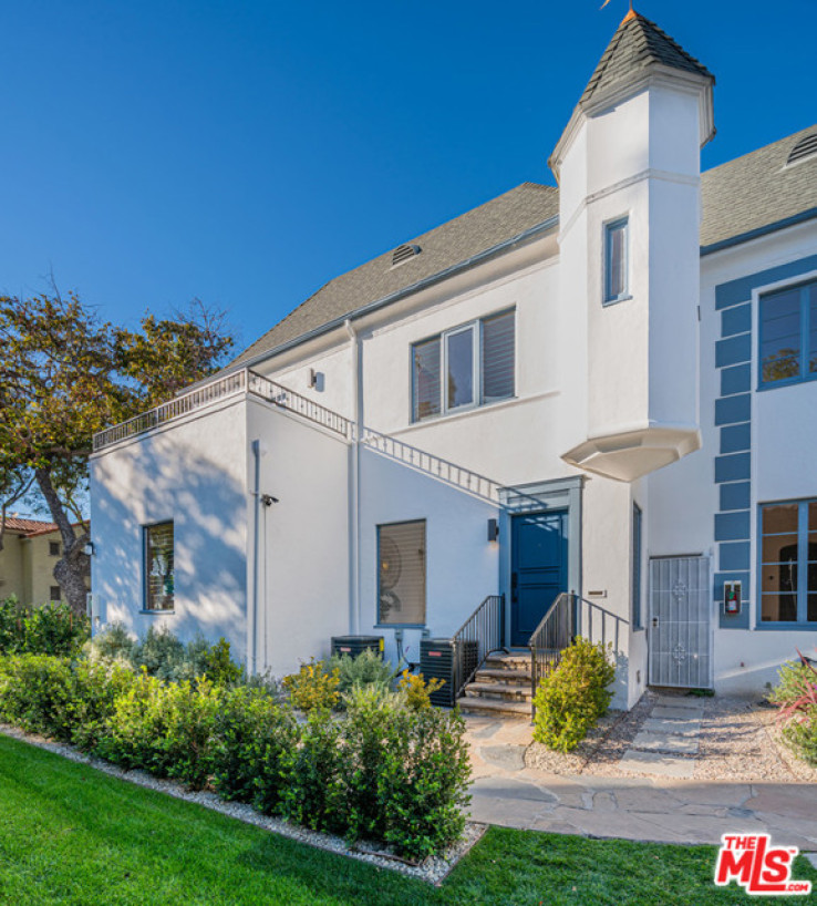 2 Bed Home for Sale in West Hollywood, California