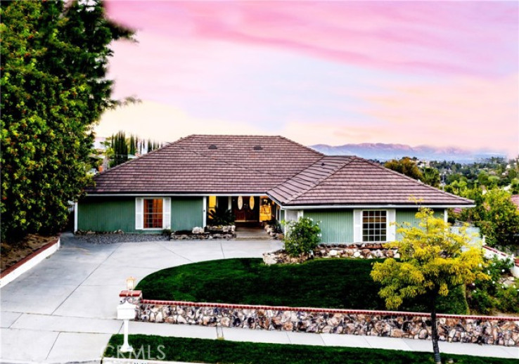 4 Bed Home for Sale in Calabasas, California