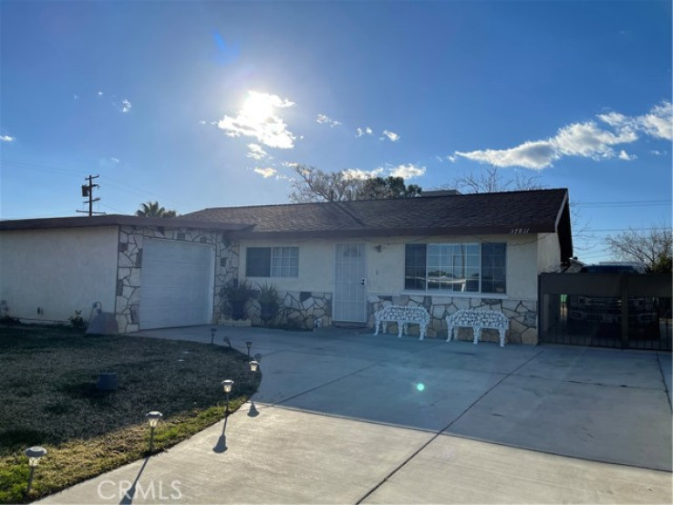 3 Bed Home for Sale in Palmdale, California