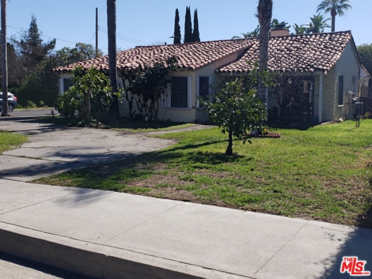 2 Bed Home for Sale in North Hollywood, California