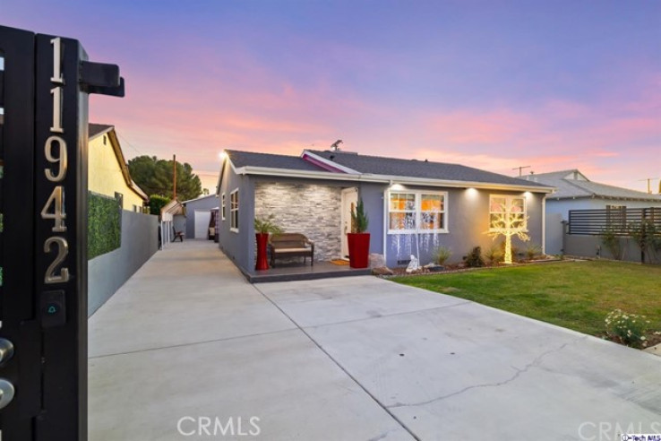 Residential Home in North Hollywood