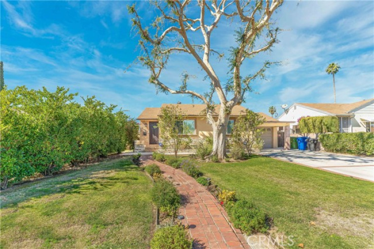 3 Bed Home for Sale in Van Nuys, California