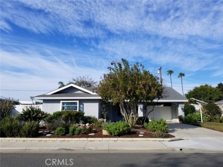 3 Bed Home for Sale in Costa Mesa, California