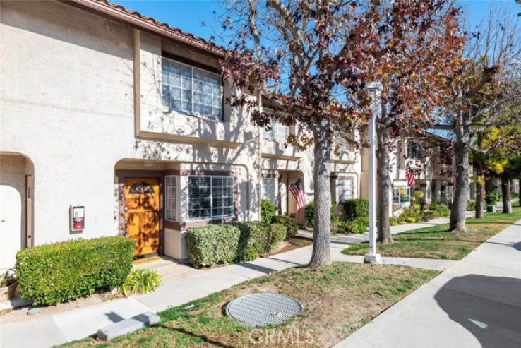 2 Bed Home for Sale in Calabasas, California