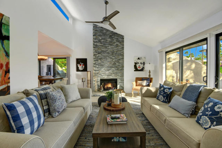 Residential Home in South Palm Desert
