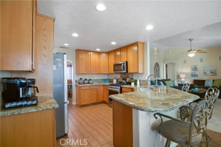 4 Bed Home for Sale in Apple Valley, California