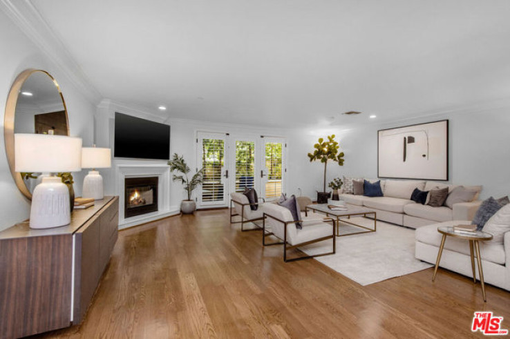 2 Bed Home for Sale in Los Angeles, California