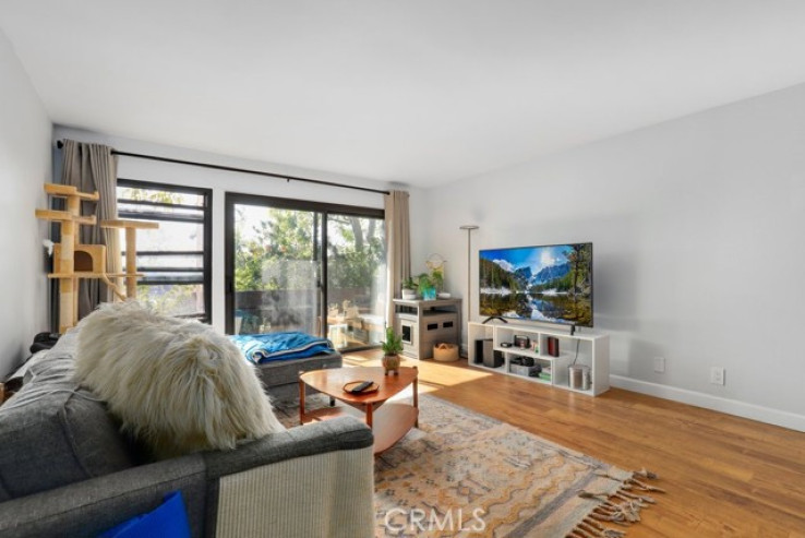 Residential Home in Playa Del Rey