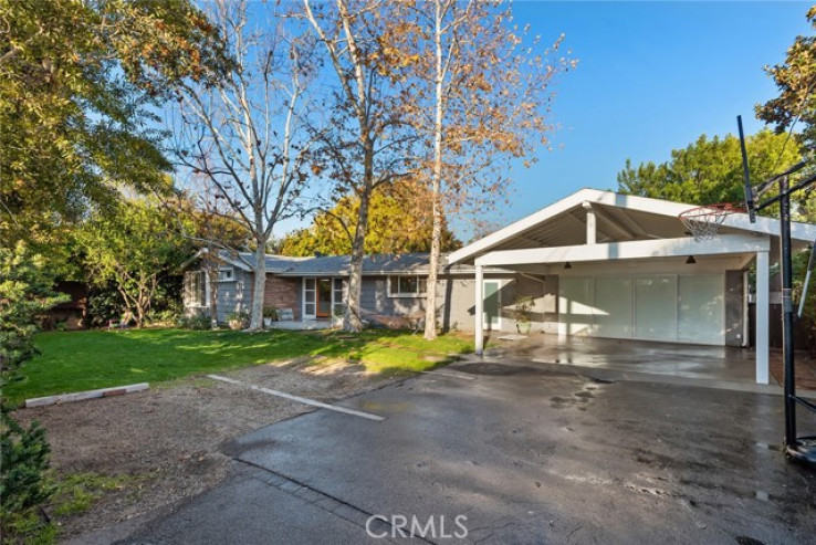 3 Bed Home for Sale in Encino, California