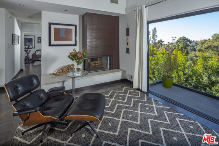 3 Bed Home for Sale in Los Angeles, California