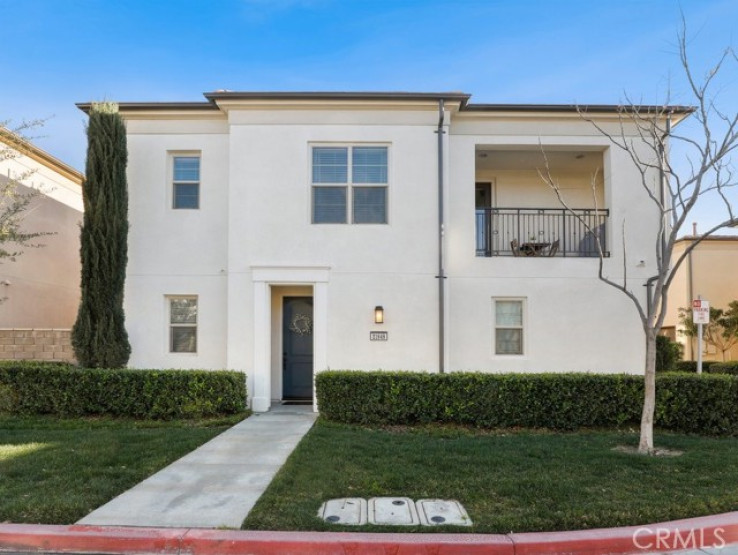 2 Bed Home for Sale in Saugus, California
