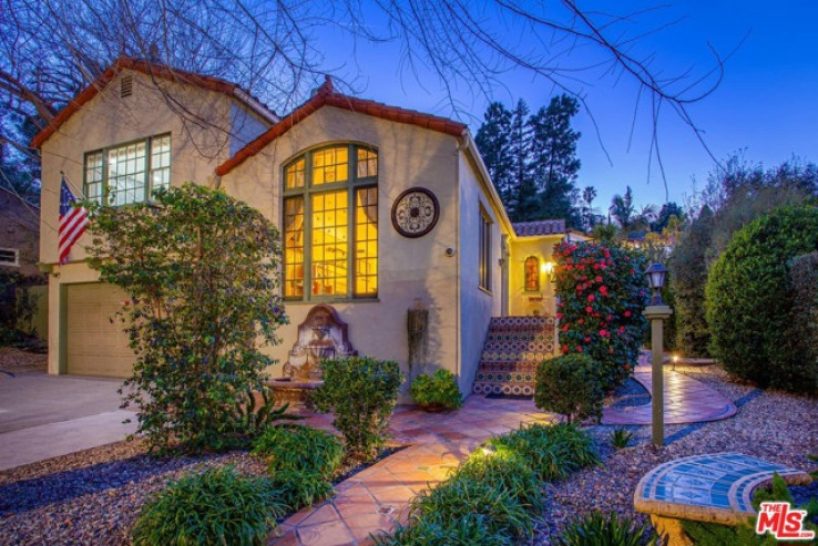 3 Bed Home for Sale in Los Angeles, California