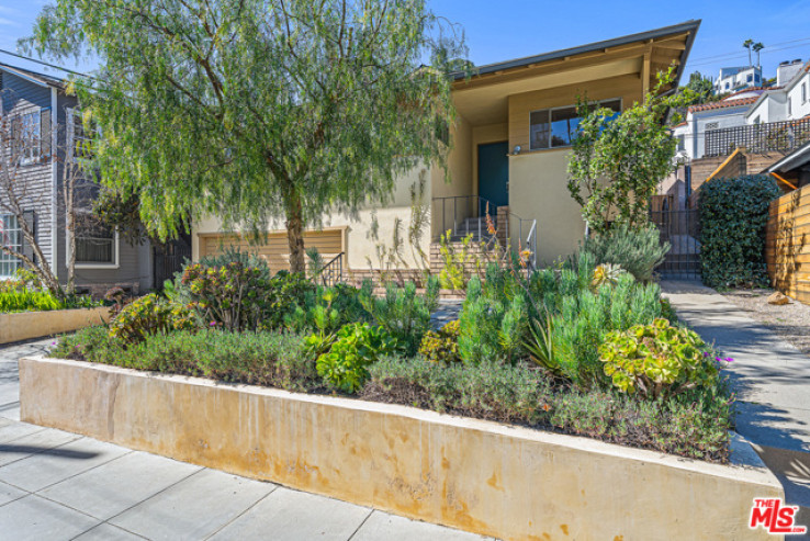 3 Bed Home for Sale in Los Angeles, California