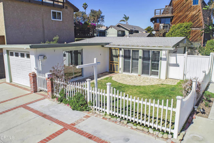 2 Bed Home for Sale in Ventura, California