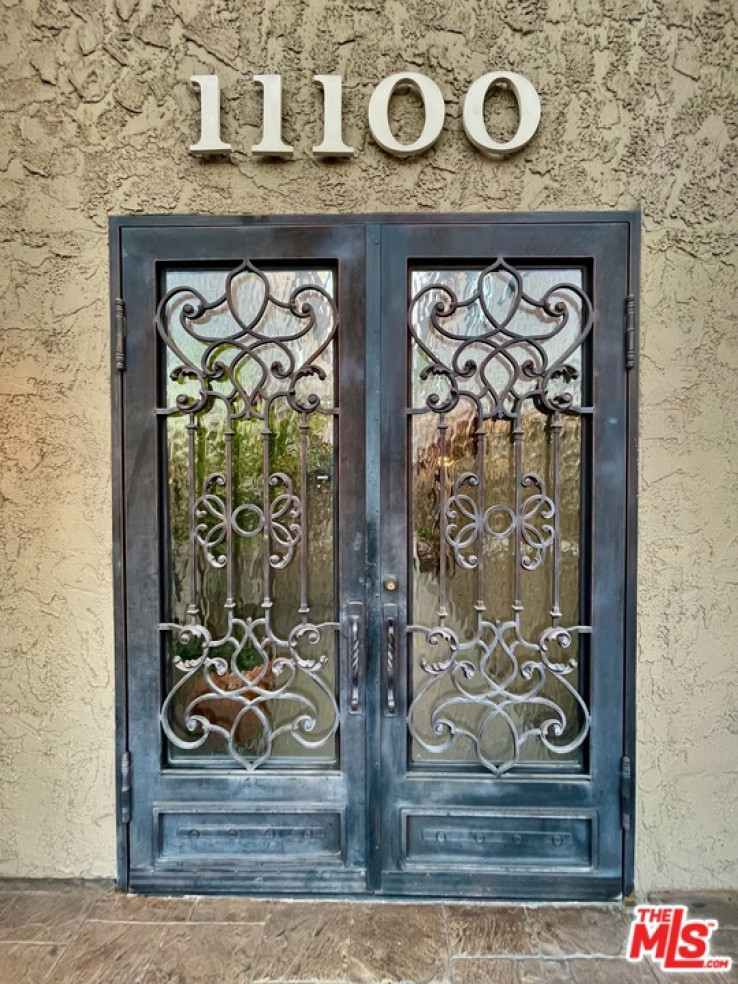 2 Bed Home for Sale in North Hollywood, California