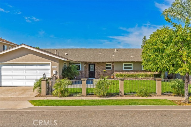 4 Bed Home for Sale in Costa Mesa, California