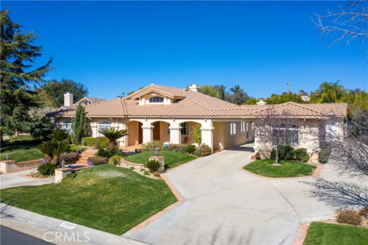 5 Bed Home for Sale in Newhall, California