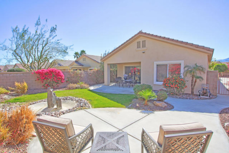 2 Bed Home for Sale in Palm Desert, California