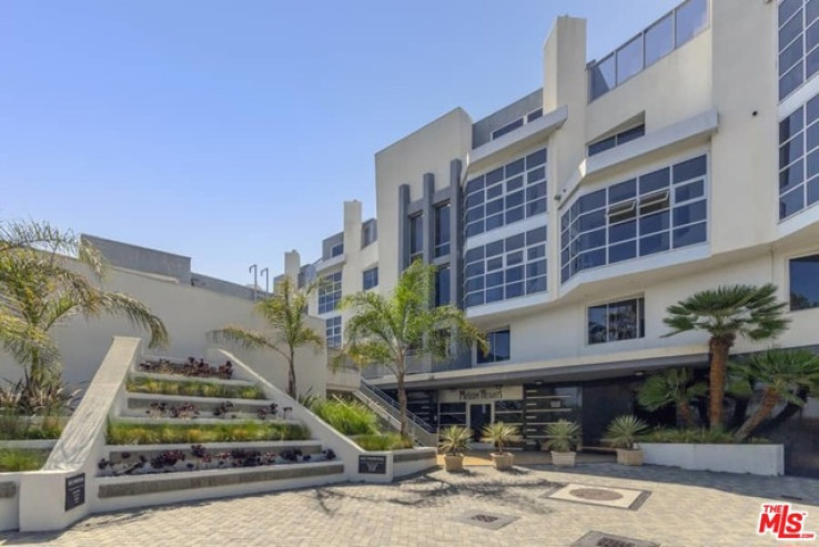 Residential Home in Brentwood