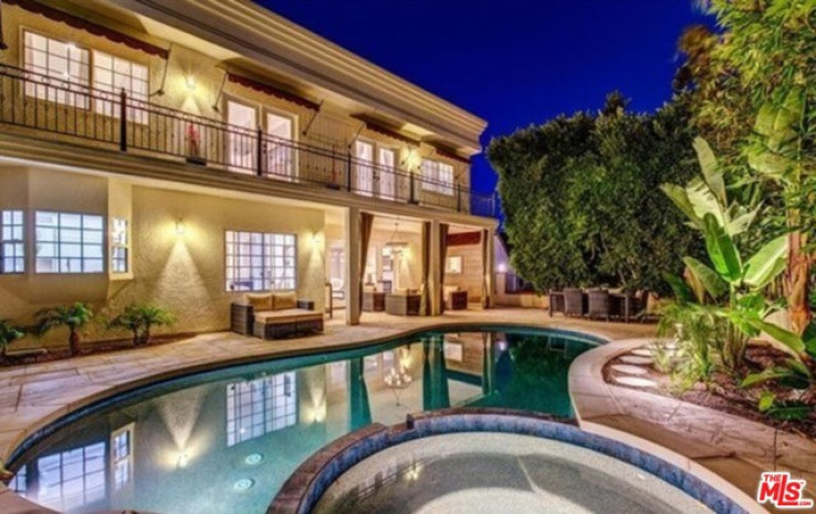 5 Bed Home for Sale in Los Angeles, California