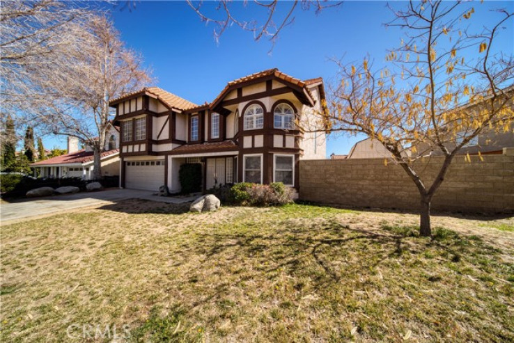 Residential Home in Palmdale