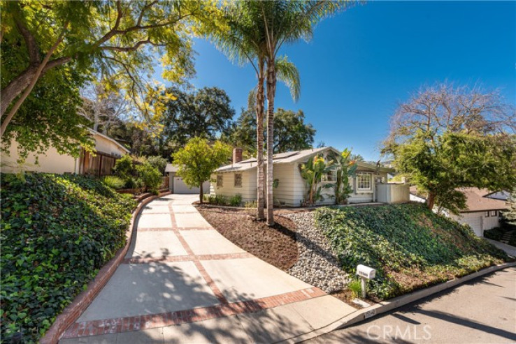 3 Bed Home for Sale in Sherman Oaks, California