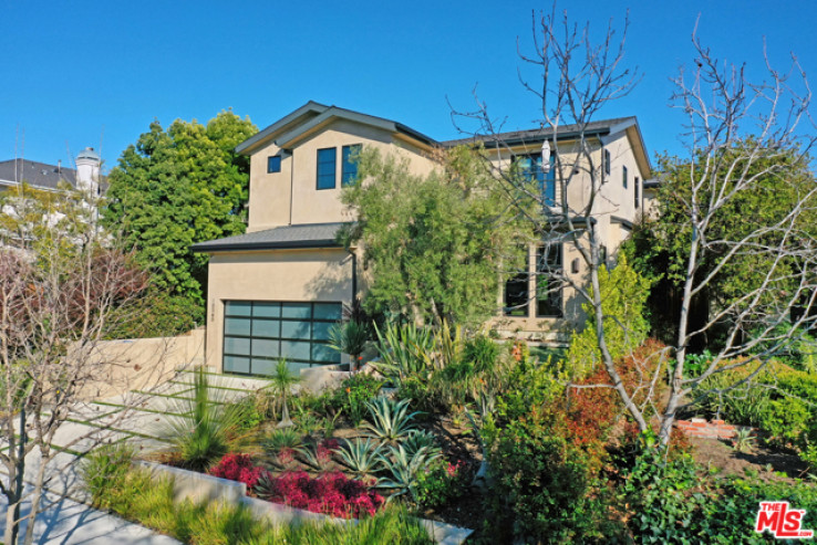 4 Bed Home for Sale in Los Angeles, California