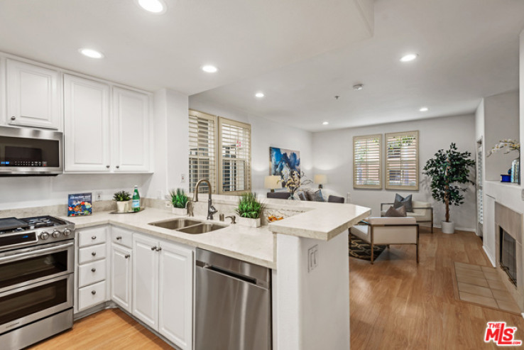2 Bed Home for Sale in Playa Vista, California