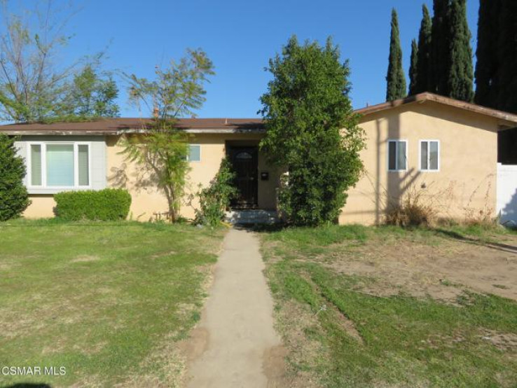Residential Home in Granada Hills
