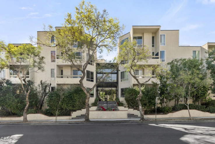 1 Bed Home for Sale in West Hollywood, California